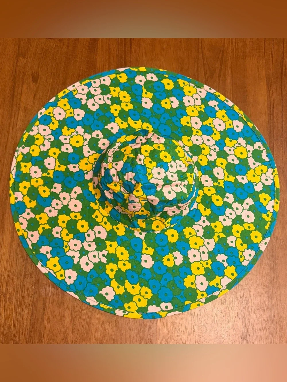 BAGGU Packable Sun Hat in Flowerbed